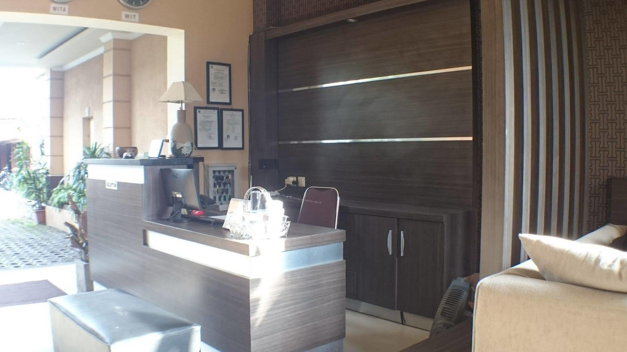 Kabana Hotel Mataram Exteriér fotografie